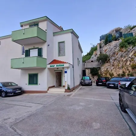 With Parking Space - 18213 Makarska
